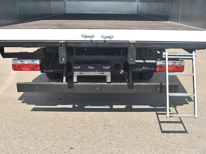 Изотермический фургон DongFeng C100M